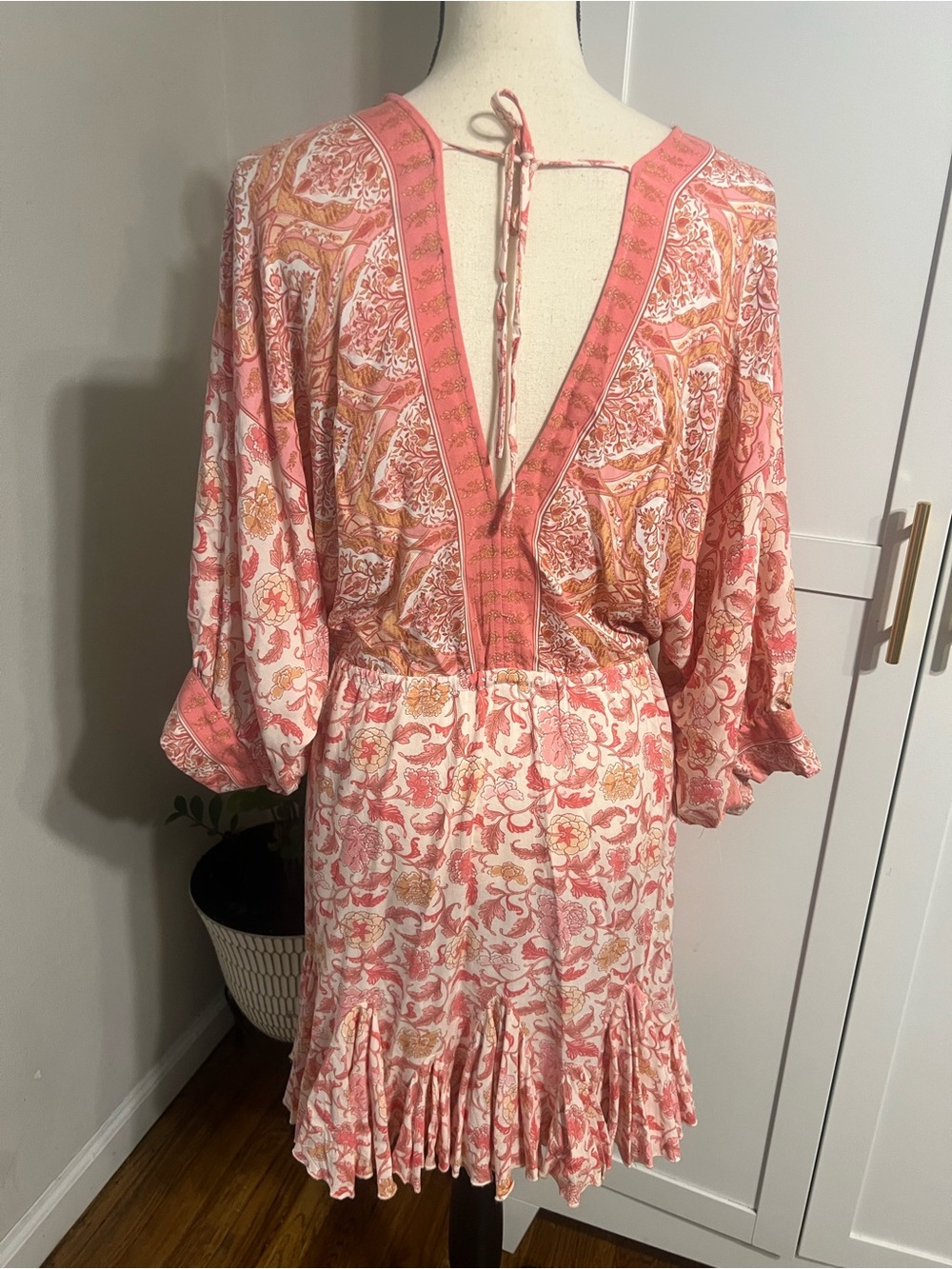 Aakaa Pink Coral Paisley V-Neck Drawstring Mini Dress - Picture 8 of 11